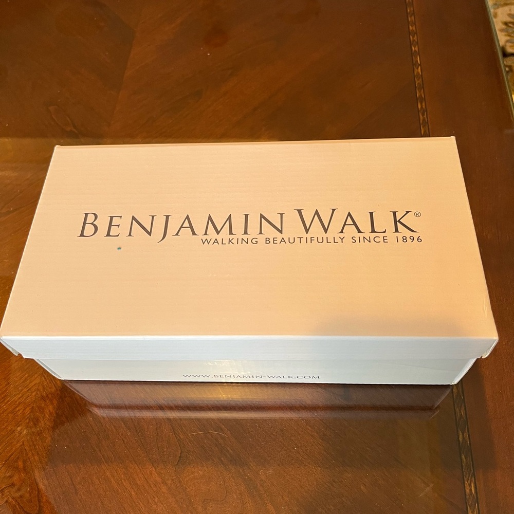 BENJAMIN WALK Touch Ups Clara Silver Heels - Picture 5 of 11